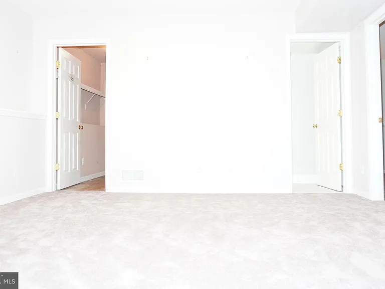 14882 Geranium Ct — Photo 44