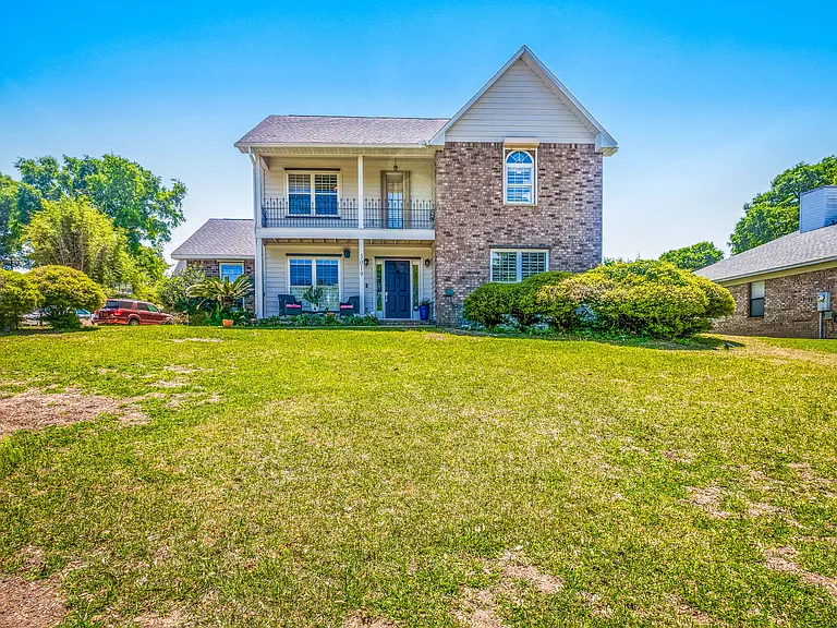 3019 Keats Dr — Photo 1
