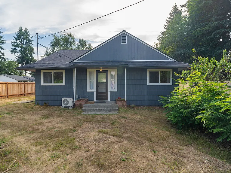 3601 Landau Ave NE — Photo 24
