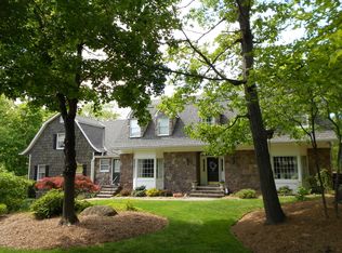 748 Galloping Hill Rd, Franklin Lakes, NJ 07417