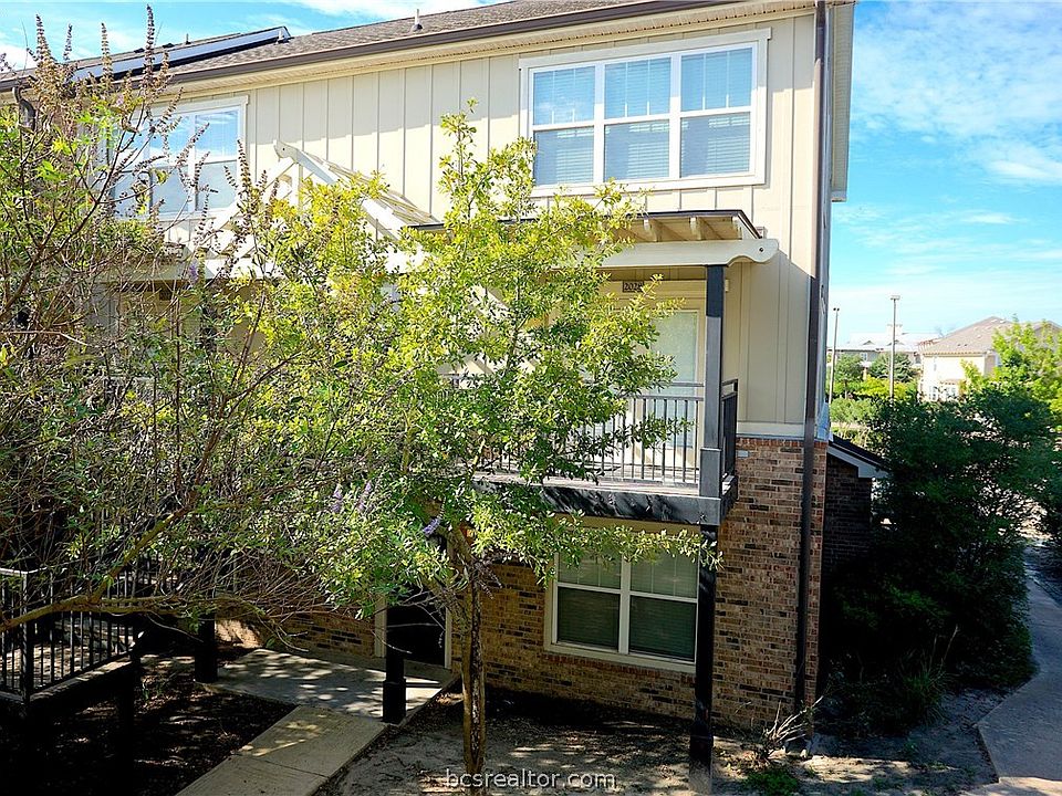 1st image of 1725 Harvey Mitchell Unit 2028