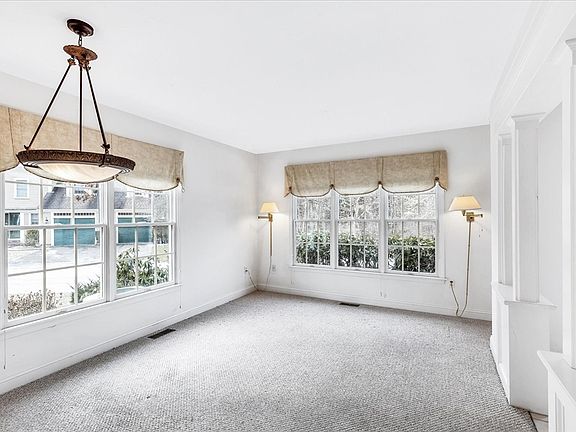 5th image of 14 Bishops Park