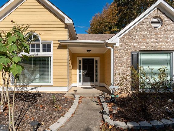 2nd image of 727 Eight Point Ct