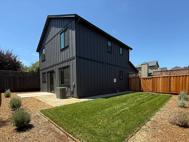 3558 Parker Hill Ct — Photo 21