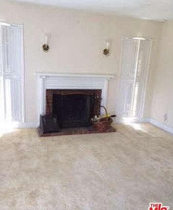 3rd image of 1211 Western Ave