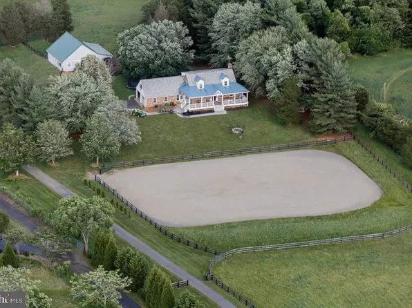 20248 Gleedsville Rd, Leesburg, VA 20175