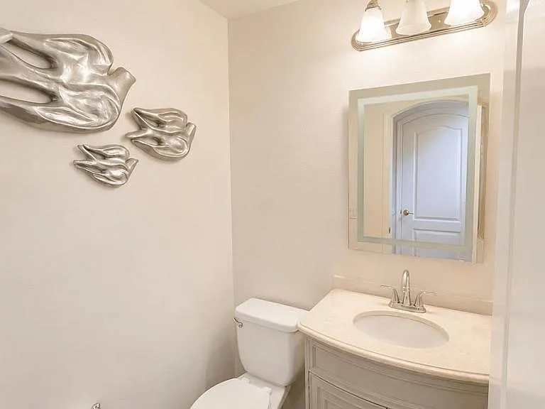 1564 Prescott Dr — Photo 8