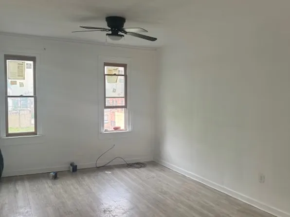 700 Grant St APT 6, McKeesport, PA 15132