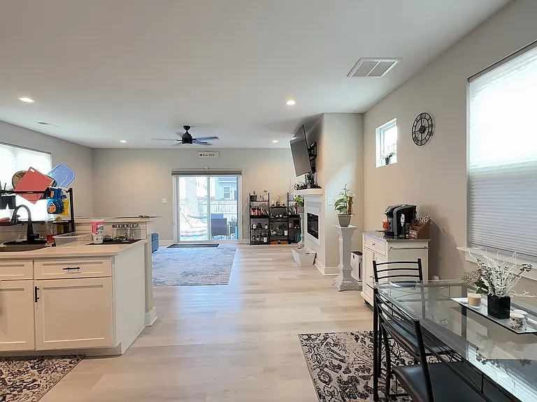 103 S Thalia Rd — Photo 5