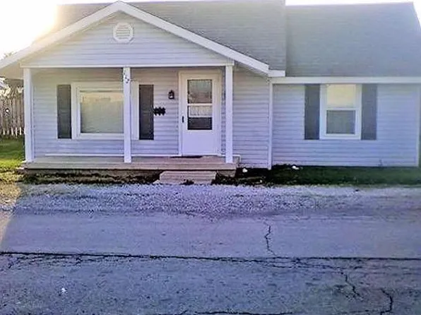 112 9th St, Greenfield, OH 45123