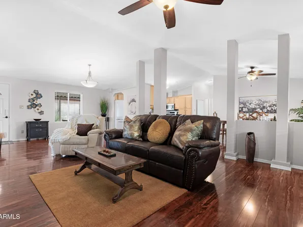 9247 E LAKESIDE Drive, Sun Lakes, AZ 85248