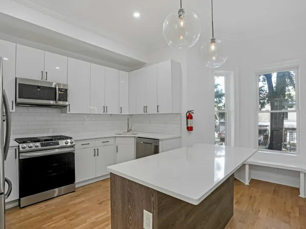 52 Brinkerhoff Street image 23 of 39