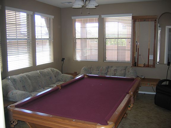 4th image of 21147 W Green St