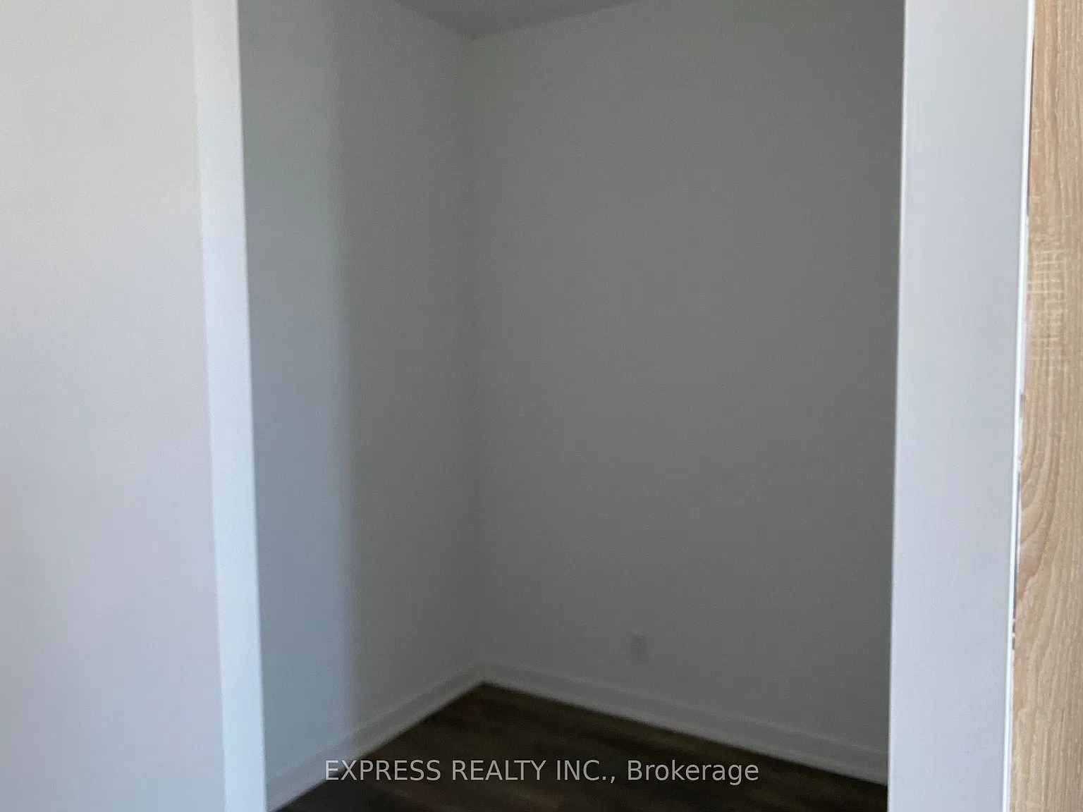 2 bed, $2,350 — Photo 4