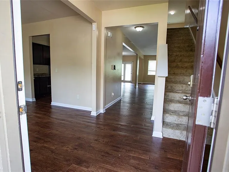 141 Westin Way — Photo 6