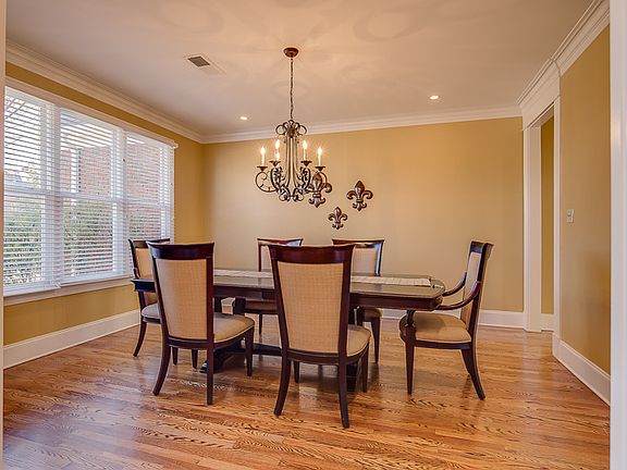 5th image of 10205 National Club Dr