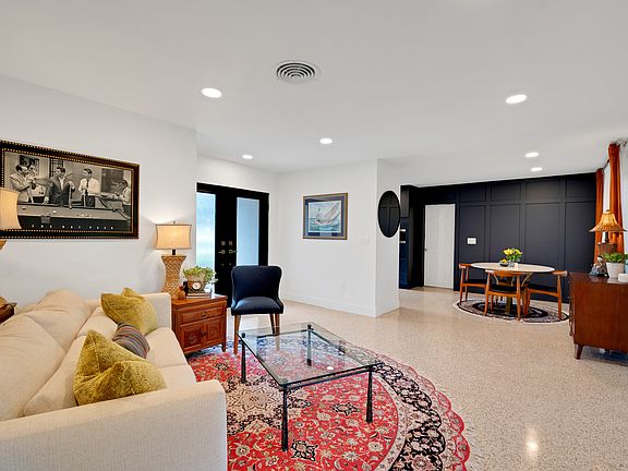 4th image of 675 Villa Grande Ave S