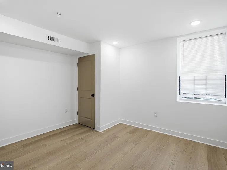 2503 N 12th St #1 — Photo 12
