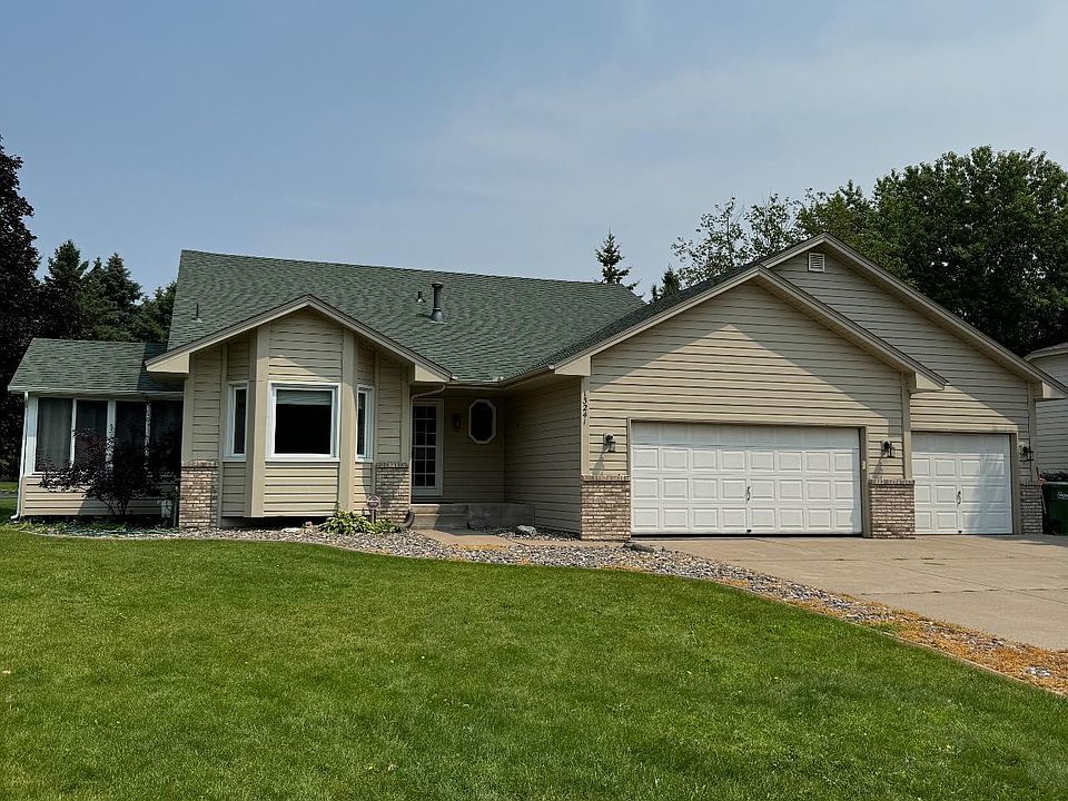 1st image of 13241 Isanti St NE