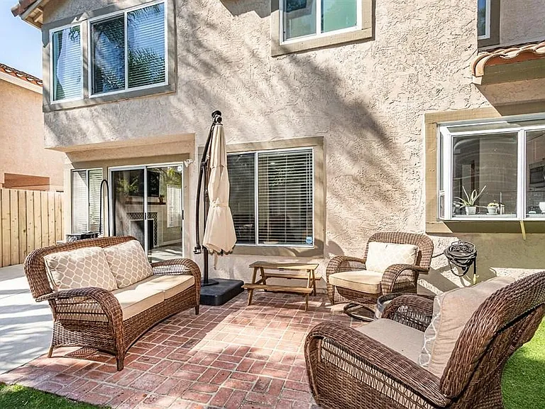 732 Mosaic Cir — Photo 17