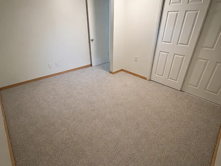 3448 W Alamo Ave — Photo 17