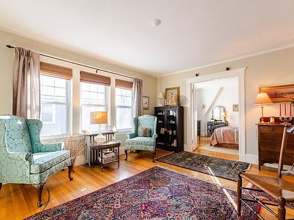 3rd image of 368 Union Ave Unit C