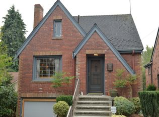 327 NE 59th St, Seattle, WA 98105