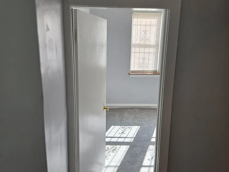 8058 S Hermitage Ave — Photo 30