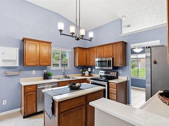 5th image of 6761 Deer Meadows Dr