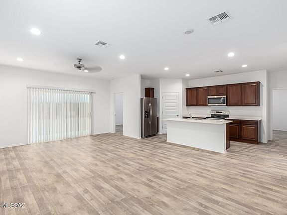 3rd image of 4551 W Corte De Balde