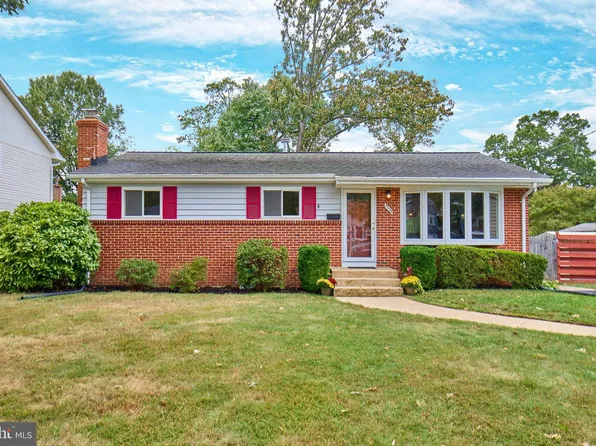 2508 N Shelley St, Alexandria, VA 22311