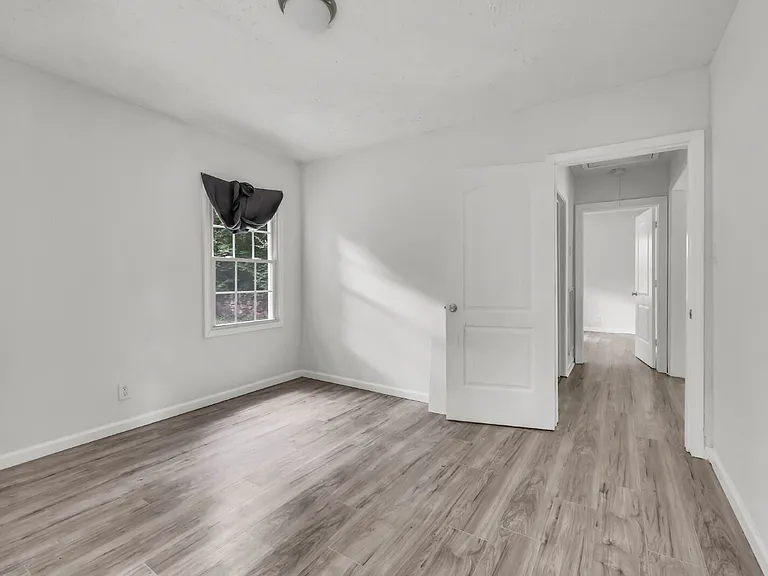 1010 Ridgecrest Dr — Photo 17