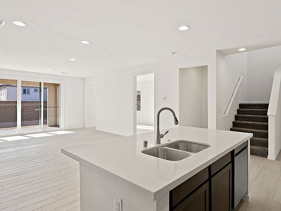 3rd image of 218 Seven Valleys Ct