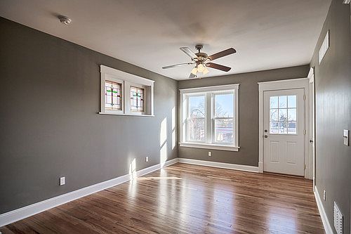 4th image of 5071-5073 Chippewa St