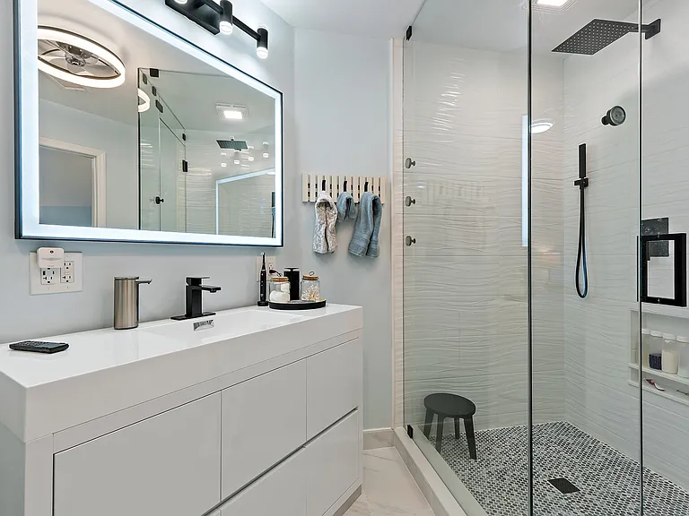 Bathroom #2