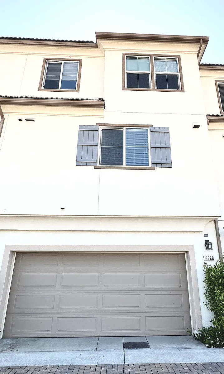 Building Photo - 6388 Planetary Rd