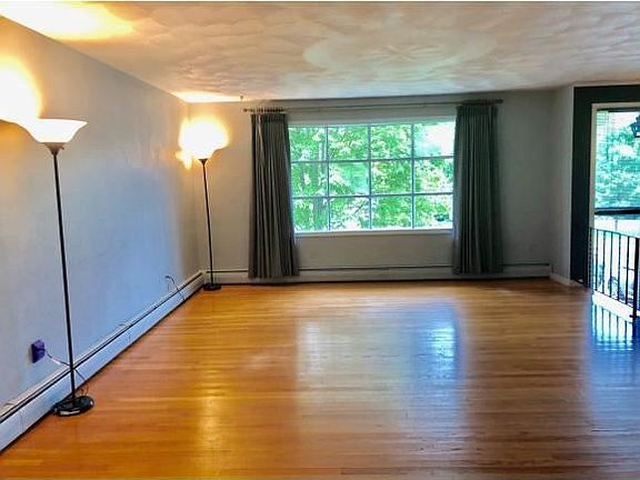 5th image of 2949 Northwood Dr