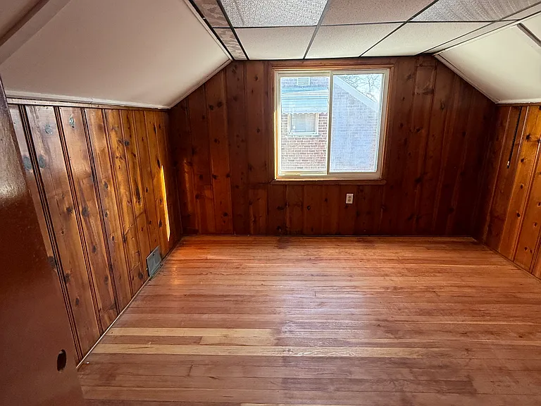 9616 Colwell Ave — Photo 36