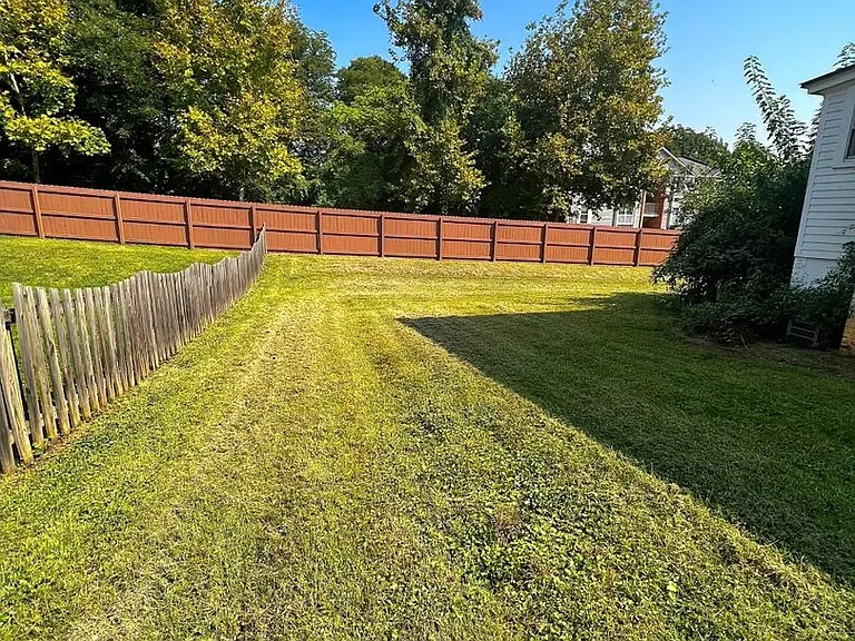 1105 Little High St — Photo 12