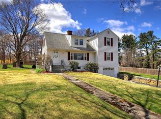 541 Moose Hill Rd, Monroe, CT 06468