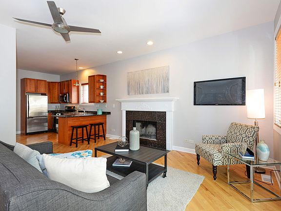 Kitchen / Living Room