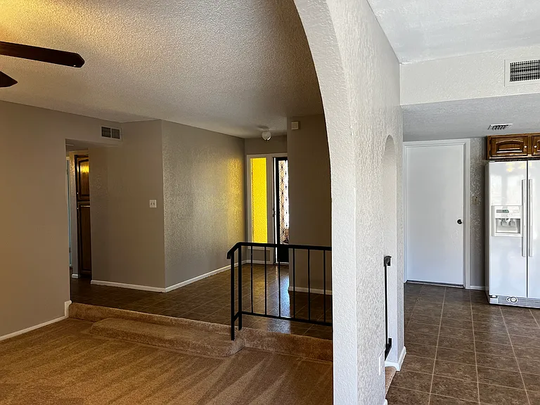 3424 W Aire Libre Ave — Photo 16