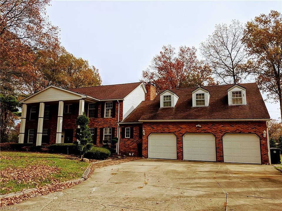 1st image of 642 Wildwood Dr NE