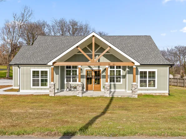 8019 Kittrell Ln, Ooltewah, TN 37363