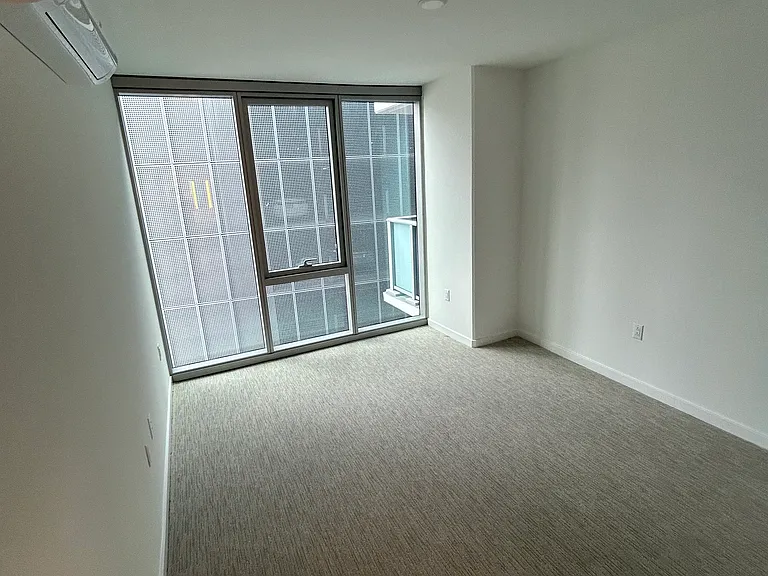1515 Liona St #1011 — Photo 9