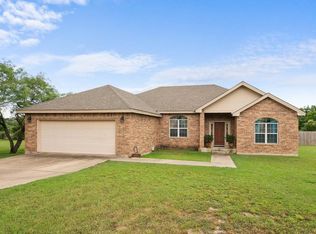 157 Broadmoor St, Meadowlakes, TX 78654
