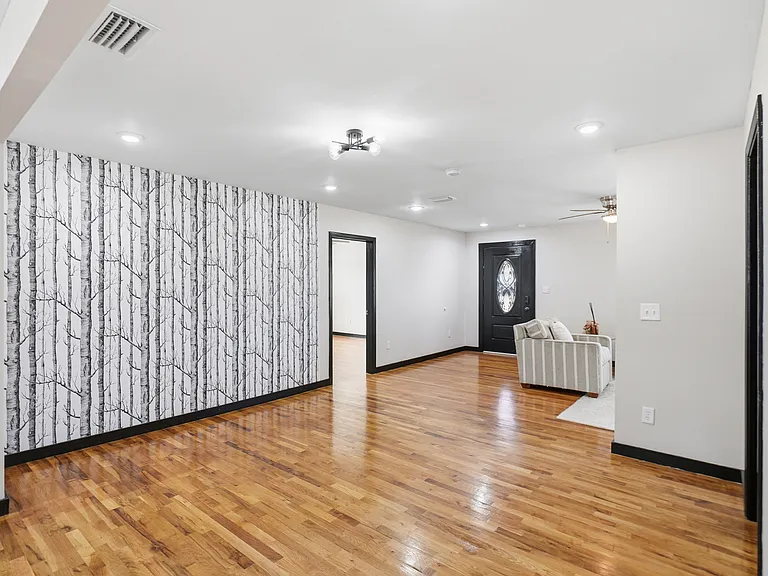 1808 Chestnut Ave — Photo 13