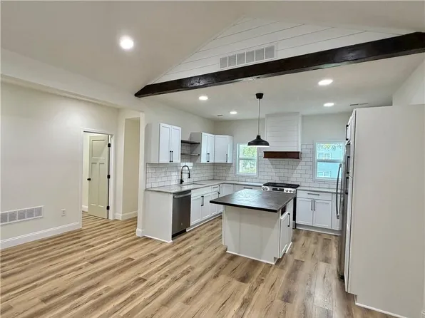 401 Franklin Ave, Warrensburg, MO 64093