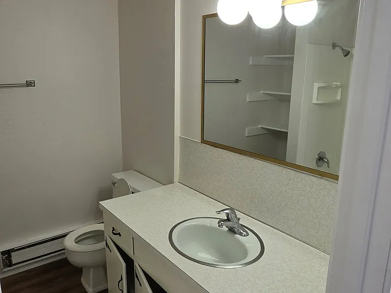310 Moonlite Dr #8 — Photo 2
