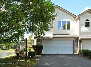 303 Camarie Ct, Naperville, IL 60540